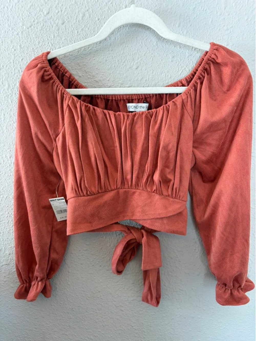 NWT Beyond the Radar from Boot Barn Tie Cropped Long Sleeve size S off shoulder
